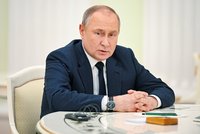 ONLINE: Putin poprvé od začátku války opustí Rusko. A okupanti popírají zkázu v Kyjevě