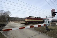 Neštěstí na železnicích: Dvě mrtvoly zastavily vlaky na Moravě