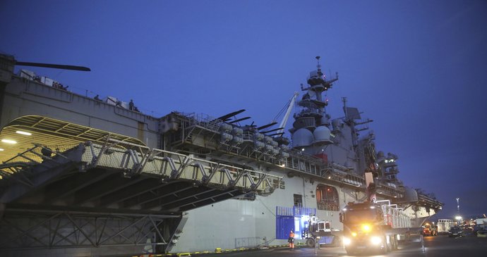 Vojenské manévry: NATO vysílá lodě a letadla na východ, Rusko chce cvičit u pobřeží Irska