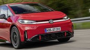 Volkswagen představil nejvýkonnější GTI v historii. Titul drží o jediného koně Volkswagen představil nejvýkonnější GTI v historii. Titul drží o jediného koně