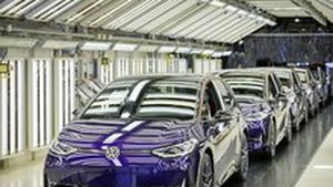 Volkswagen schválil největší restrukturalizaci své historie. Dotkne se všeho, včetně pracovních míst Volkswagen schválil největší restrukturalizaci své historie. Dotkne se všeho, včetně pracovních míst