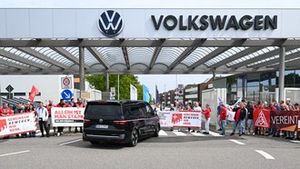 Volkswagen spočítal cenu za největší škrty v historii. Restrukturalizace spolkne stovky miliard
