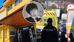 Vražedný útok ve Staškově má druhou oběť: Zemřela žákyně Nelka (†13) Vražedný útok ve Staškově má druhou oběť: Zemřela žákyně Nelka (†13)