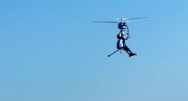Podivný vynález: Vrtulník pro jednoho už existuje