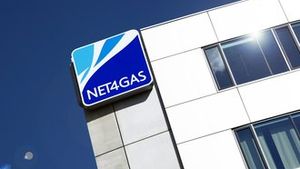 Výbušný audit Net4Gas. Síkela a ČEPS nevyjednávali o ceně, převzali 33 miliard dluhu a přeplatili i Křetínského Výbušný audit Net4Gas. Síkela a ČEPS nevyjednávali o ceně, převzali 33 miliard dluhu a přeplatili i Křetínského