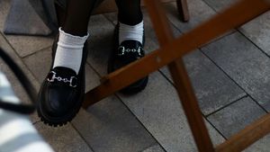 Vypadají luxusně, ale nestojí majlant: 7 podzimních bot, které pozvednou každý outfit