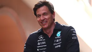 Wolff byl připraven zasáhnout do souboje jezdců Mercedesu. Nakonec je nechal závodit a říká: Stálo to za to Wolff byl připraven zasáhnout do souboje jezdců Mercedesu. Nakonec je nechal závodit a říká: Stálo to za to