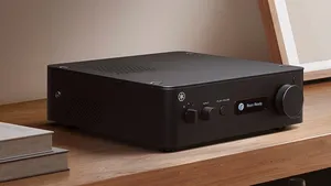 Yamaha po deseti letech obnovila malé streamery. Přidala HDMI a jeden má rovnou integrovaný zesilovač Yamaha po deseti letech obnovila malé streamery. Přidala HDMI a jeden má rovnou integrovaný zesilovač