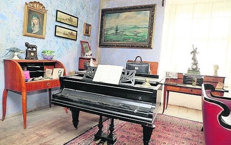 Klavír, kde Smetana řádil i komponoval.