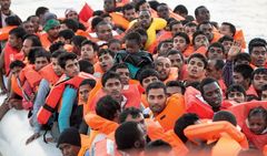 Zdechovský: Musíme zastavit pašování migrantů do Evropy
