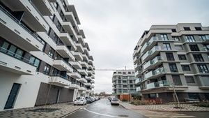 Zdražování bytů zpomaluje, přesto zůstává inflačním strašákem centrálních bankéřů