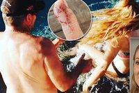 Žralok chytil ženu za ruku a stáhl do vody! Útok zachytily kamery
