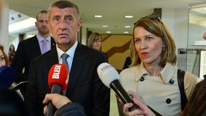 Zeštíhlování státu podle Barthy: S Babišem navrhuje vyhazov desetiny úředníků Zeštíhlování státu podle Barthy: S Babišem navrhuje vyhazov desetiny úředníků