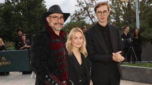 Zrádci bez cenzury: Kůň ve výtahu, tajný kouč žen a odhalení, kdo kousl Zdislavu Pokornou Zrádci bez cenzury: Kůň ve výtahu, tajný kouč žen a odhalení, kdo kousl Zdislavu Pokornou