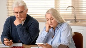 Ztráta práce před důchodem: Proč využít podporu a neodcházet ihned do předčasné penze Ztráta práce před důchodem: Proč využít podporu a neodcházet ihned do předčasné penze