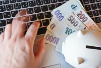 Vychytralý podvodníček z online-shopu: Peníze za vrácené zboží posílal na svůj účet