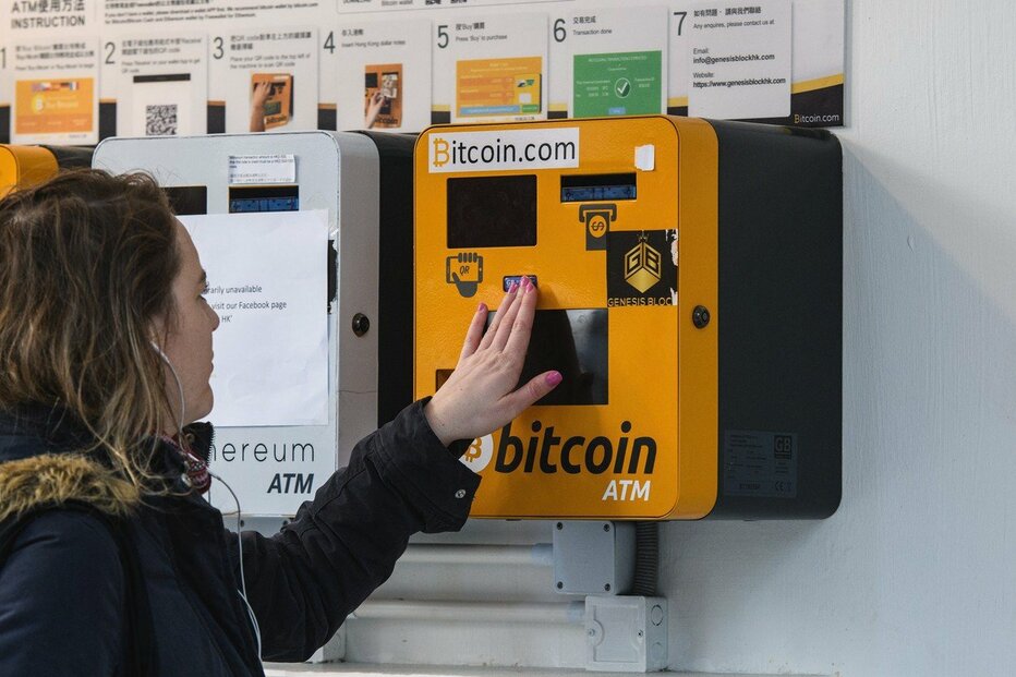 bitcoin bankomat praha